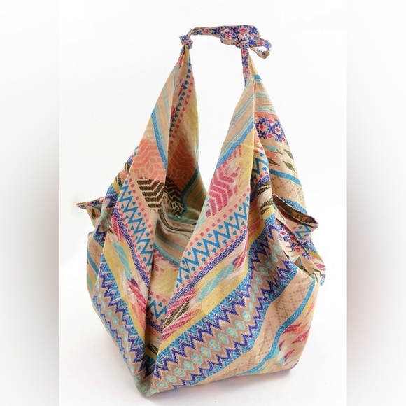 Handcrafted Cotton Bohemian Gypsy Bag - Picture 3 of 6